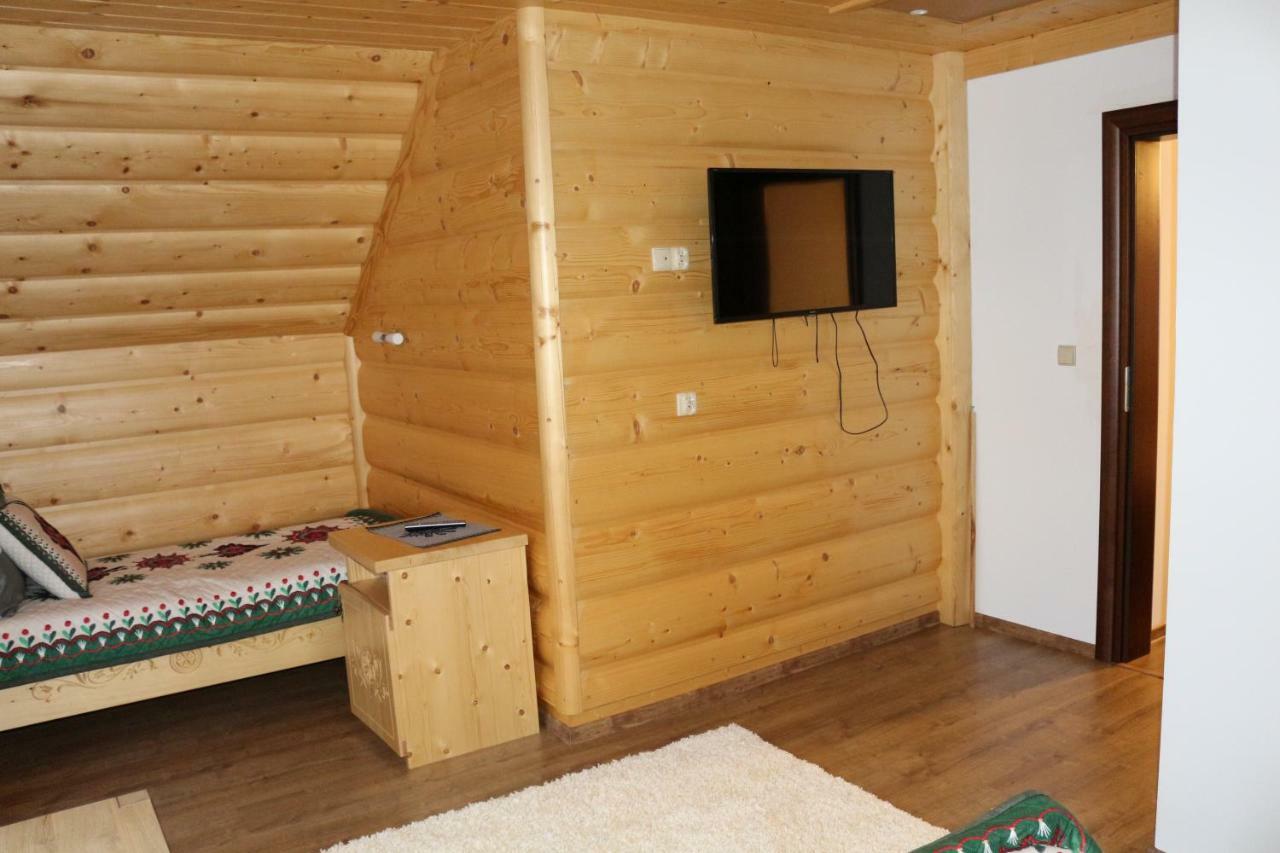 Szostak Apartament Banska Nizna Exterior foto